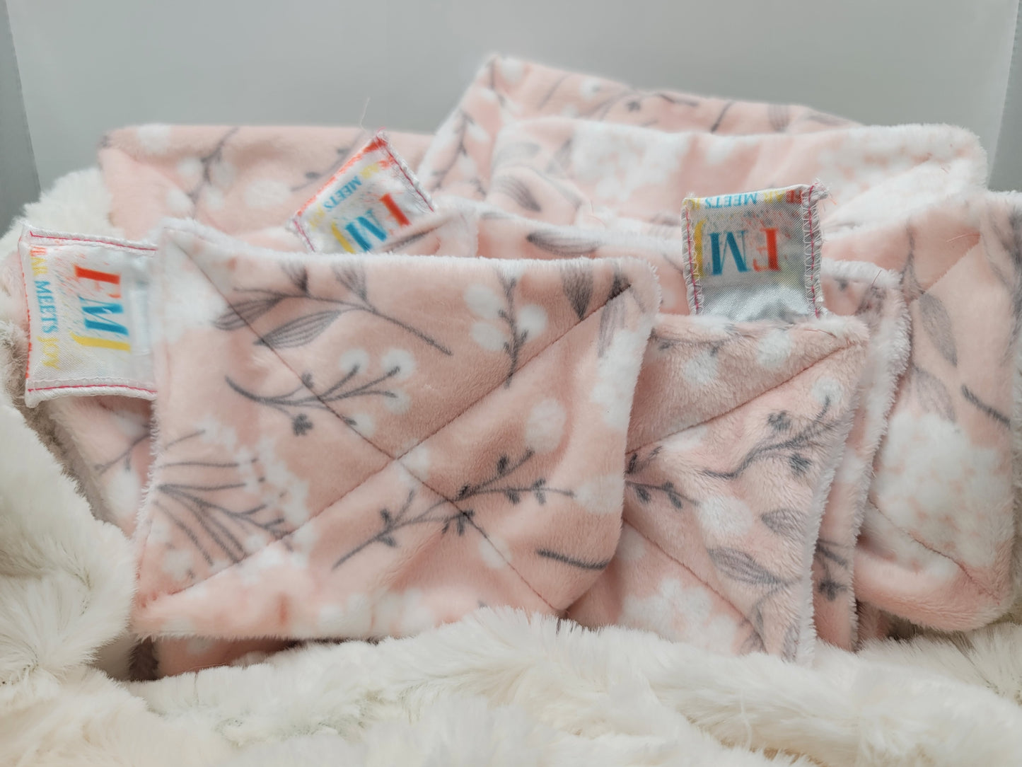 Pink Wilderness Cleaning Cloths